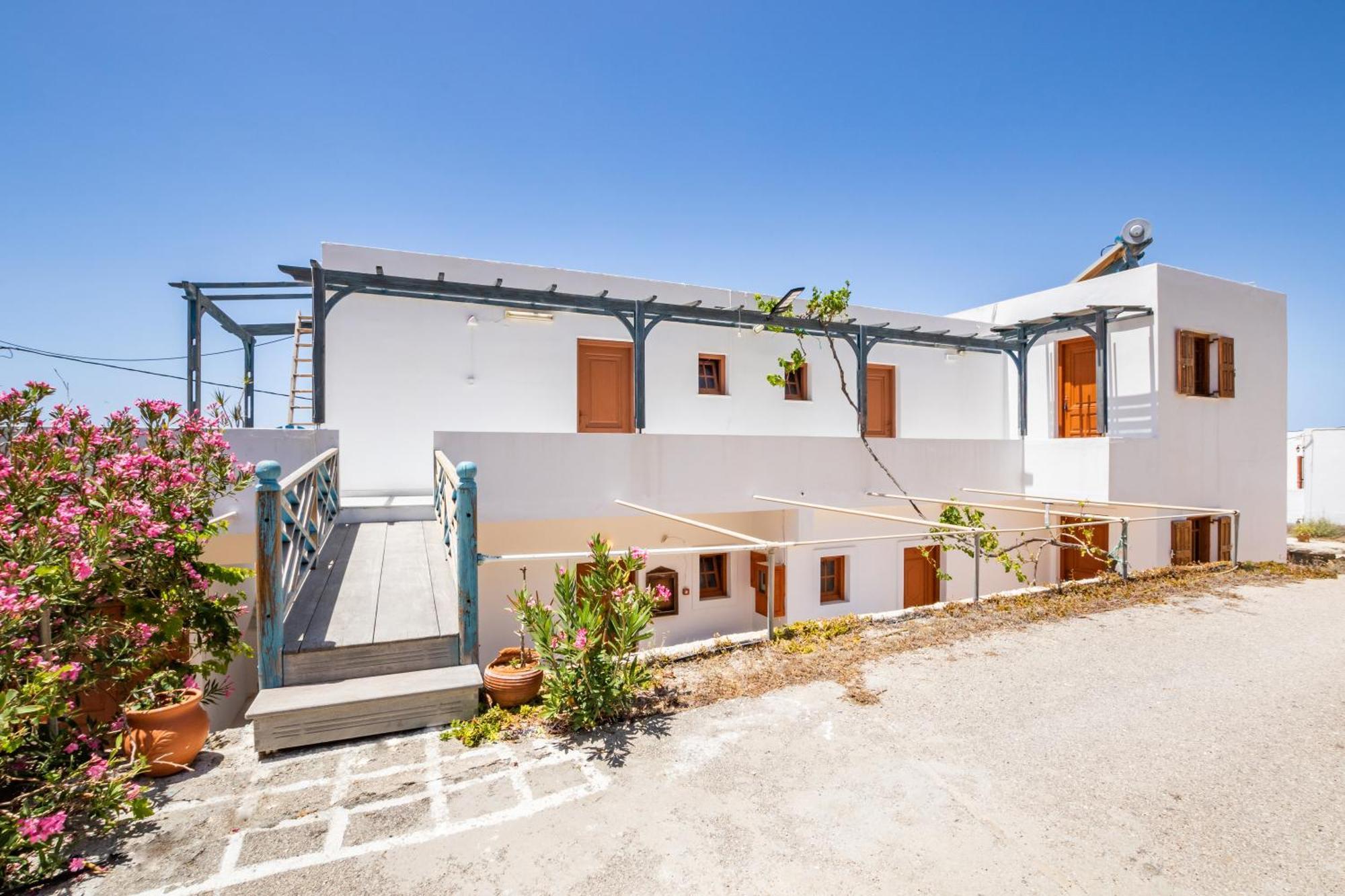 Sun Week Bay Hotel Lefkos  Exterior photo